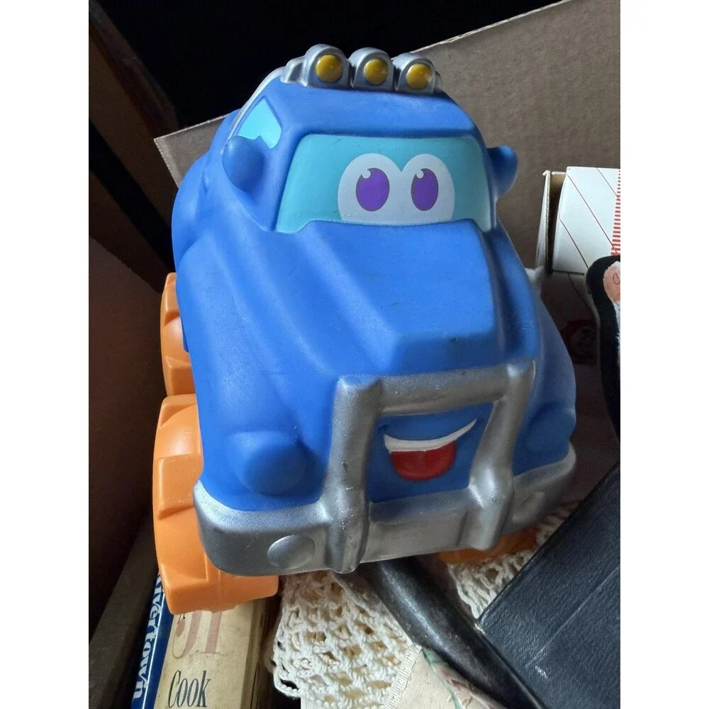 2002 HASBRO PLAYSCHOOL CHUCK & FRIENDS BLUE TONKA SOFT TRUCK - MAKES SOUNDS